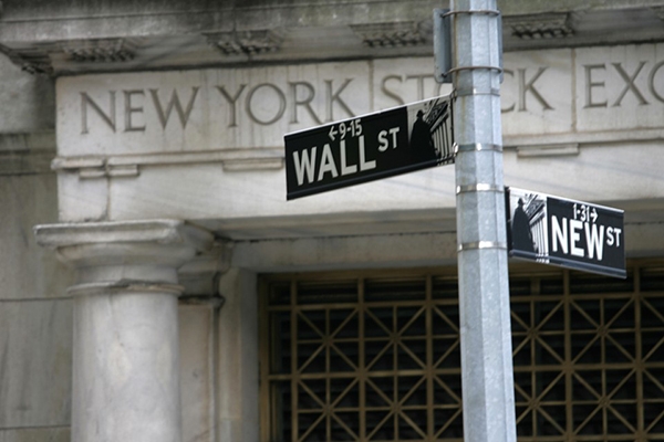 Il nuovo record di Wall Street salva Milano e trascina l’Europa