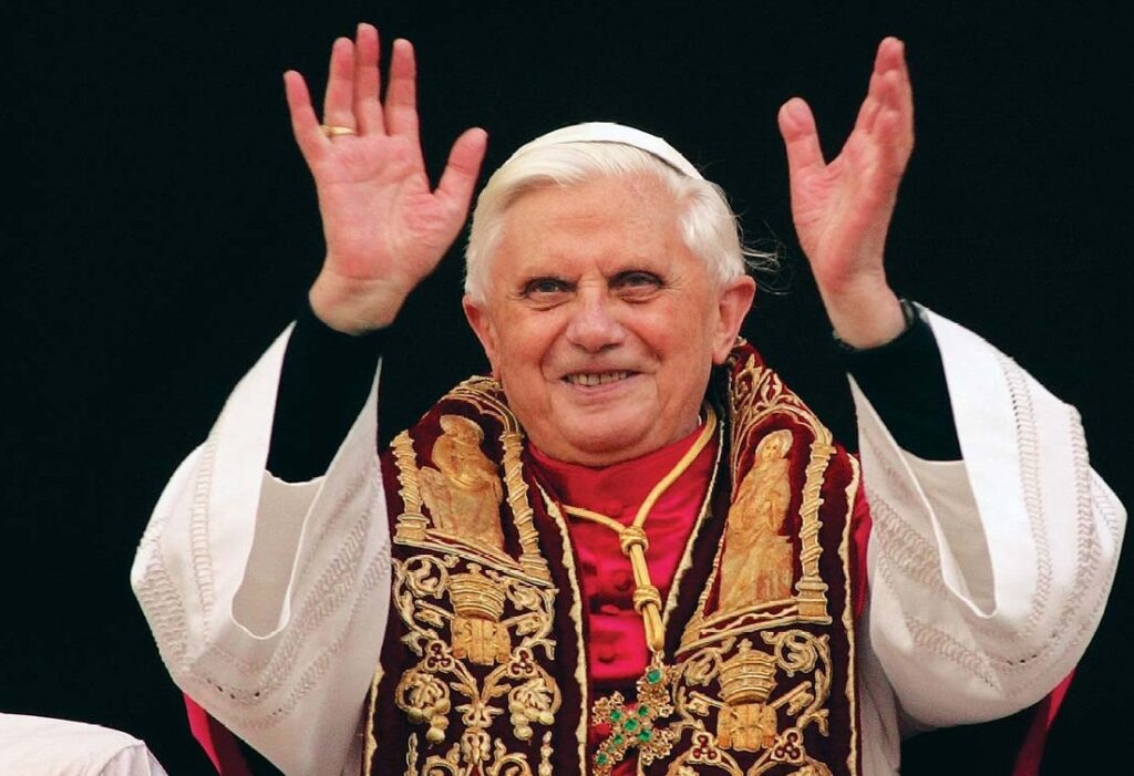 Ratzinger, un anno fa la grande rinuncia
