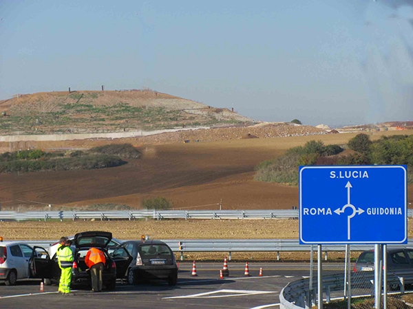 Rifiuti. Sigilli all’ultimo invaso della discarica di Guidonia