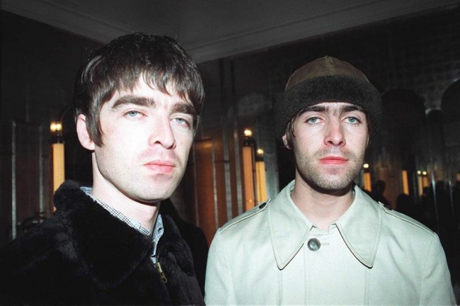 Oasis. Arriva la ristampa di ‘Definitely maybe’ mentre si continua a parlare di reunion