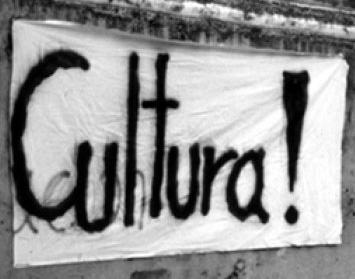 Unione degli studenti. Giannini ripropone la vecchia logica: tagli e dequalificazione della scuola pubblica