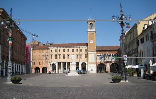 La tragedia inumana degli sgomberi a Rovigo
