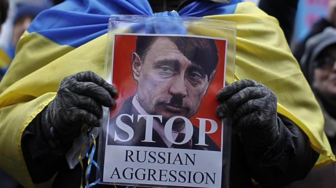 Crimea. Sale la tensione tra Russia e Usa. Il Cremlino mostra i muscoli