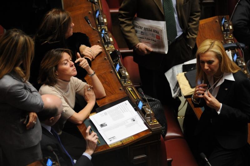 Biancofiore attacca Lorenzin, andava in ginocchio da Silvio Berlusconi