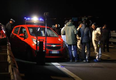 Taranto. Agguato a pregiudicato, tre morti tra cui un bambino