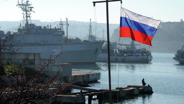 Ucraina. In Crimea sventola bandiera russa