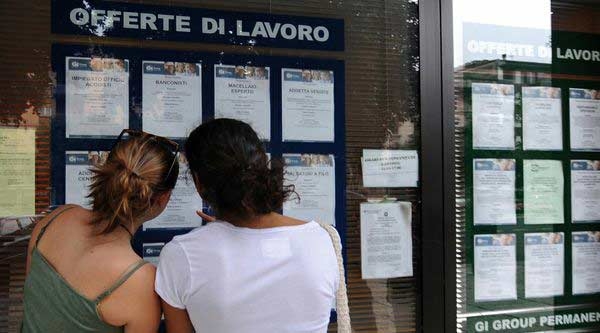 Sana mobilità obbligatoria. La ricetta del governo per dare lavoro ai giovani