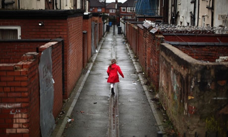 Europa. 27 milioni i bambini a rischio povertà