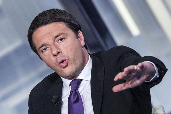 Renzi ai senatori: “O riforme o vado via”. I tempi si allungano ma la soluzione è vicina