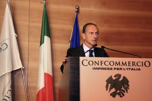 Confcommercio. Bilanci in rosso, licenziamenti e cassa integrazione