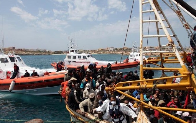 Immigrazione. Arrestati 7 scafisti a Pozzallo