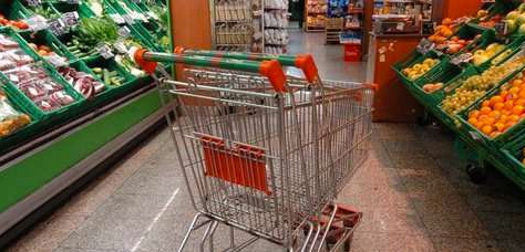 Crisi. Coldiretti, le famiglie italiane costrette a economia domestica