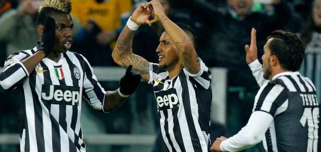 Juve esagerata, vince pure a Roma. Campionato proprio alla frutta (volano le banane)