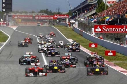 GP di Spagna. Bene Mercedes con Hamilton, la Ferrari non soddisfa Montezemolo