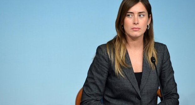 Il Ddl Boschi limita la libertà di ricerca scientifica. Pericolosa bischerata o scelta consapevole?