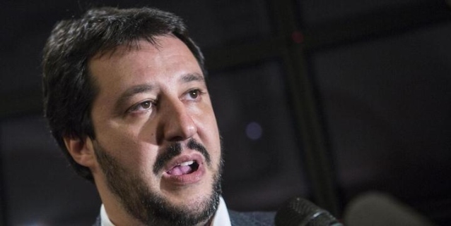 La lega a Pontida: ”Basta euro ed immigrati”