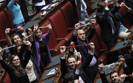 Decreto Lavoro, sì del Senato