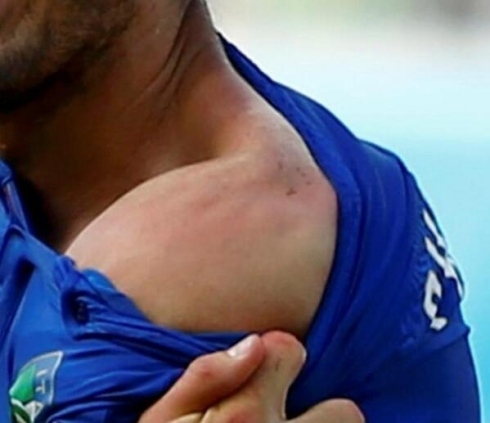 Mondiali Brasile 2014. La Fifa apre inchiesta sul morso di Suarez. IL VIDEO