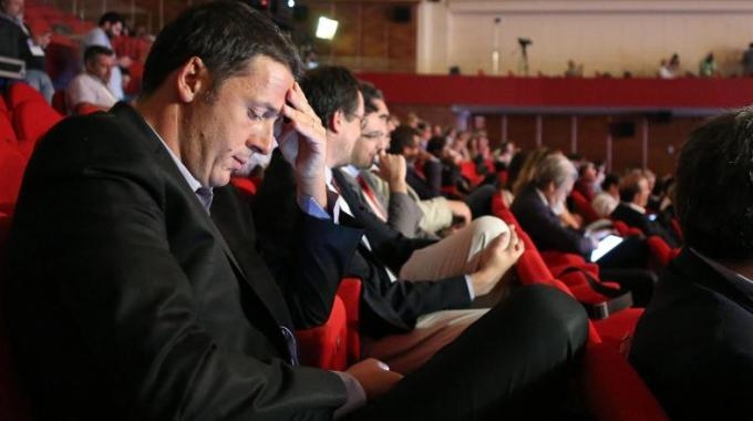 Assemblea  Pd. Renzi: tutti per uno, uno per tutti e Orfini diventa presidente