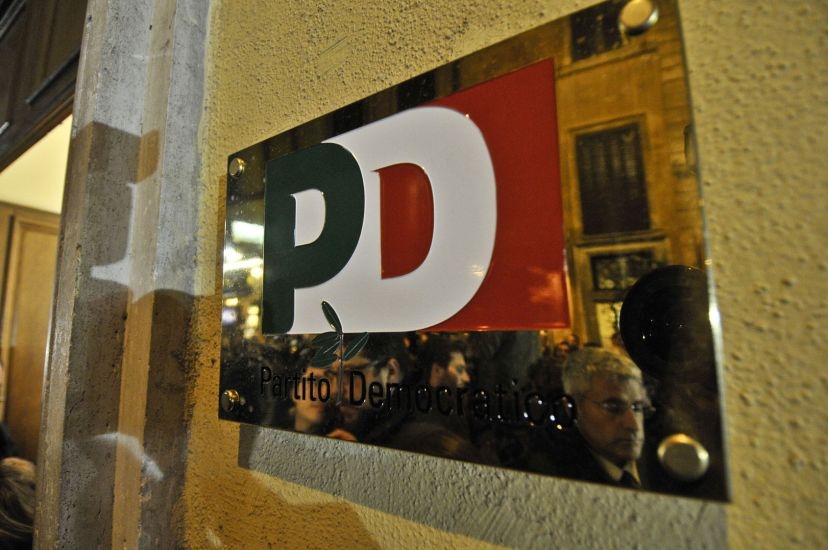 Firenze. Esplode ordigno davanti alla sede del Pd