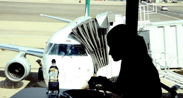 Alitalia. I capitani coraggiosi colpiscono ancora. Oltre 2mila esuberi ‘strutturali’