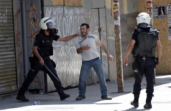 Turchia. Un anno dopo Gezi Park manifestanti a processo, polizia impunita