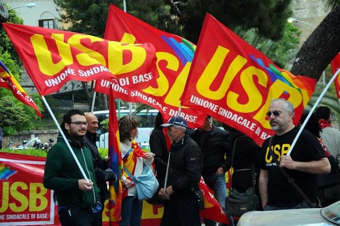 PA. Protesta dell’USb davanti al Ministero della Funzione Pubblica