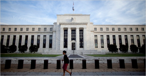 Dubbi, tensioni geopolitiche e volatilità in attesa della Fed