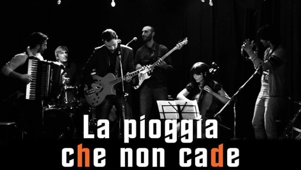 “La pioggia che non cade”. Storia ispirata alle sonorità degli Inverso. Recensione. Trailer