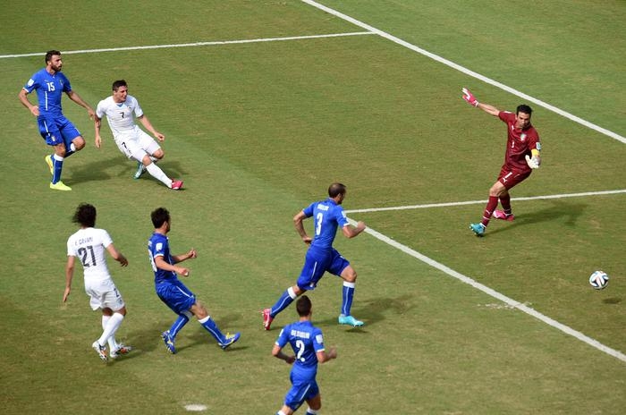 Brasile 2014. L’Italia perde con l’Uruguay. Prandelli e Abete si dimettono