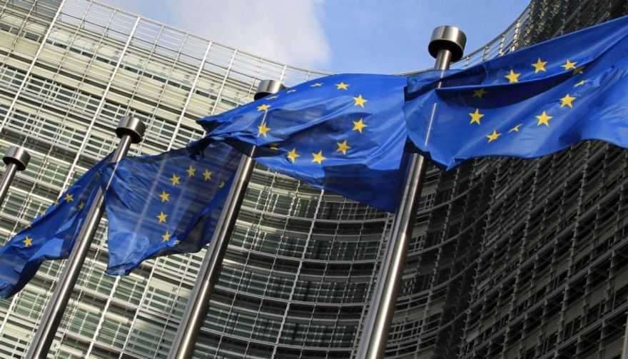 L’Unione Europea chiede nuovi sforzi all’Italia per ridurre il deficit