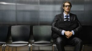 7 milioni senza lavoro, crollano investimenti,  più  ticket sanitari