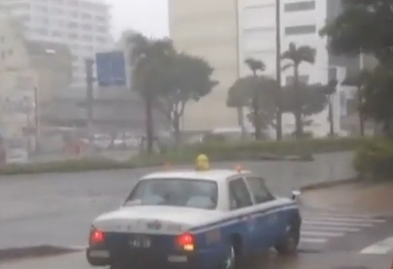 Giappone. Migliaia di evacuati per il passaggio del tifone Neoguri. IL VIDEO