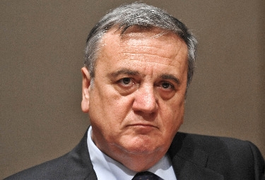 Riforme. Da Sacconi solo luoghi comuni e offese irrilevanti