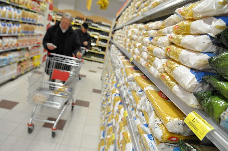 Allarme inflazione, famiglie in crisi. Potere d’acquisto ai minimi storici