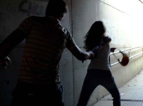 Milano, studentessa polacca picchiata e violentata in strada