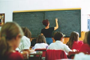 Scuola, un piano senza confronti che non conosce il significato di educare