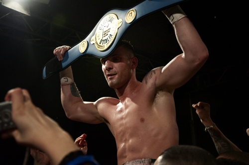 Roma. Campione italiano boxe Mirco Ricci gambizzato