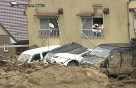 Giappone, frana fa una trentina di vittime a Hiroshima. IL VIDEO