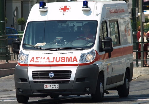 Incidente mortale a Roma sulla Prenestina. Vittime due giovani