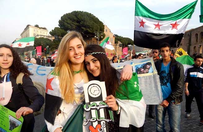 Italiane rapite in Siria. Un parente, raccontate cosa succede in Siria