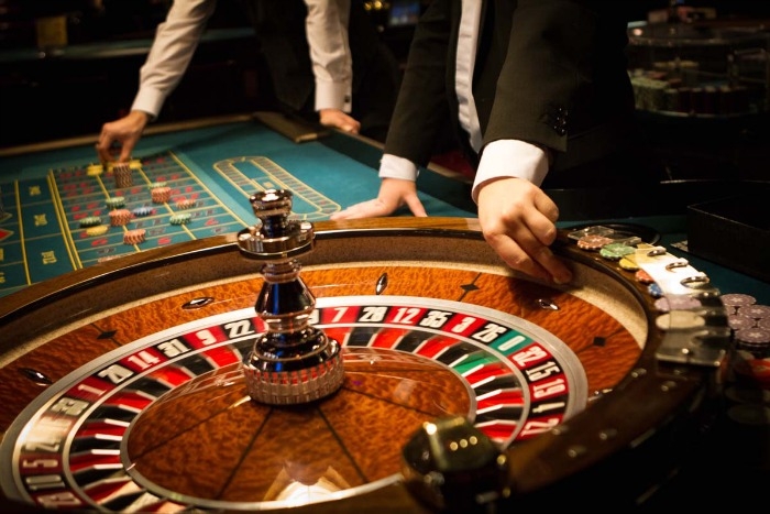 Alitalia, le politiche dell’austerità per tenere in piedi il capitalismo modello Las Vegas