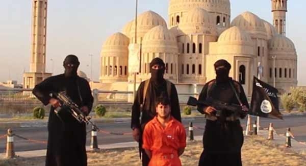 Iraq. Stato islamico pubblica video decapitazione di un miliziano curdo. IL VIDEO