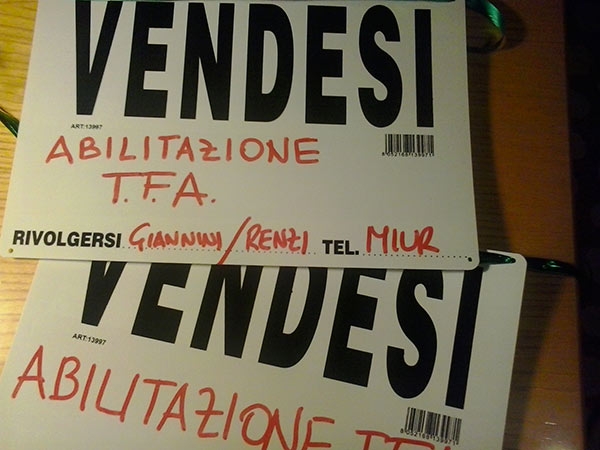 Manifestazione docenti abilitati contro riforma Renzi. Anche i batteri hanno una voce