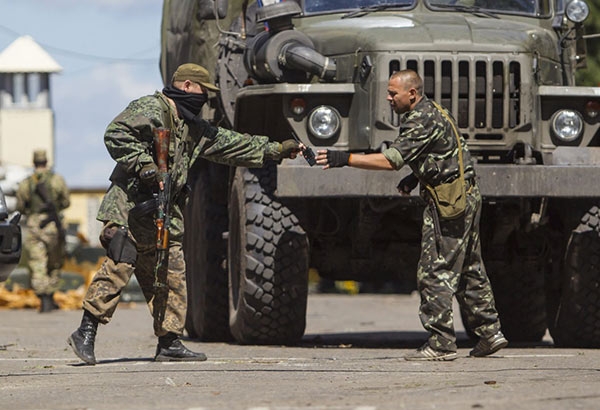 Ucraina orientale. Nuove violazioni della tregua.  VIDEO