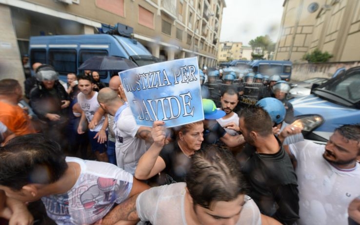 Napoli 17enne ucciso. Spunta un supertestimone. LE FOTO CHOC