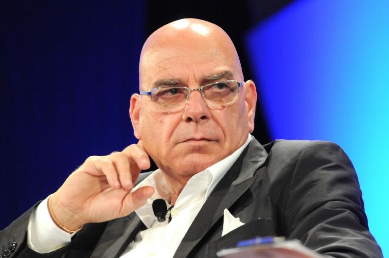 Camere. Fumata nera su elezioni giudici Consulta. Eletto leone a Csm