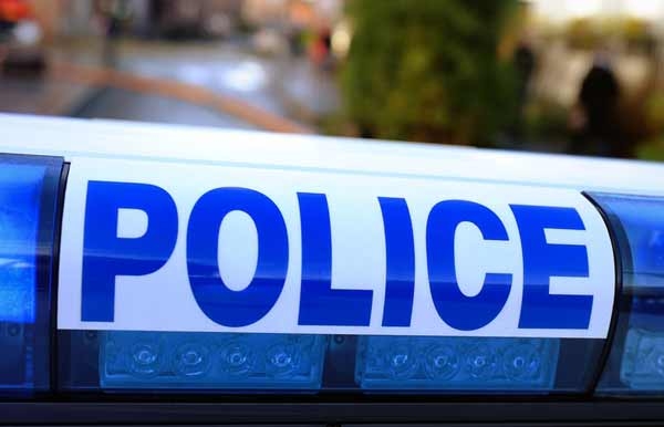 Francia. A 15 anni incriminato per omicidio. Ha ucciso la sorella e ferito il fratello
