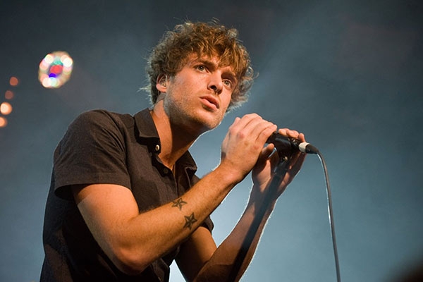 Caustic Love di Paolo Nutini evoca Charlie Chaplin. VIDEO