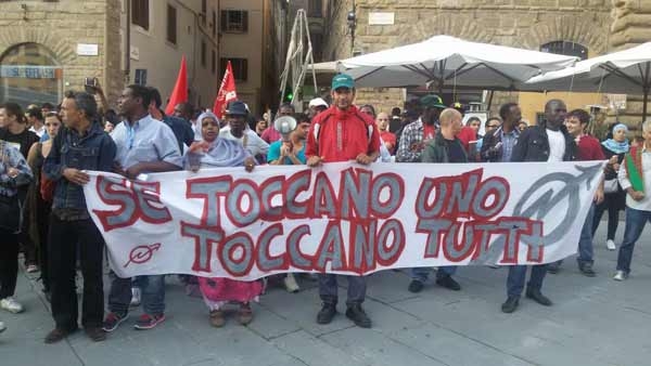 A Firenze contro gli abusi di potere. Se toccano uno toccano tutti. LE FOTO